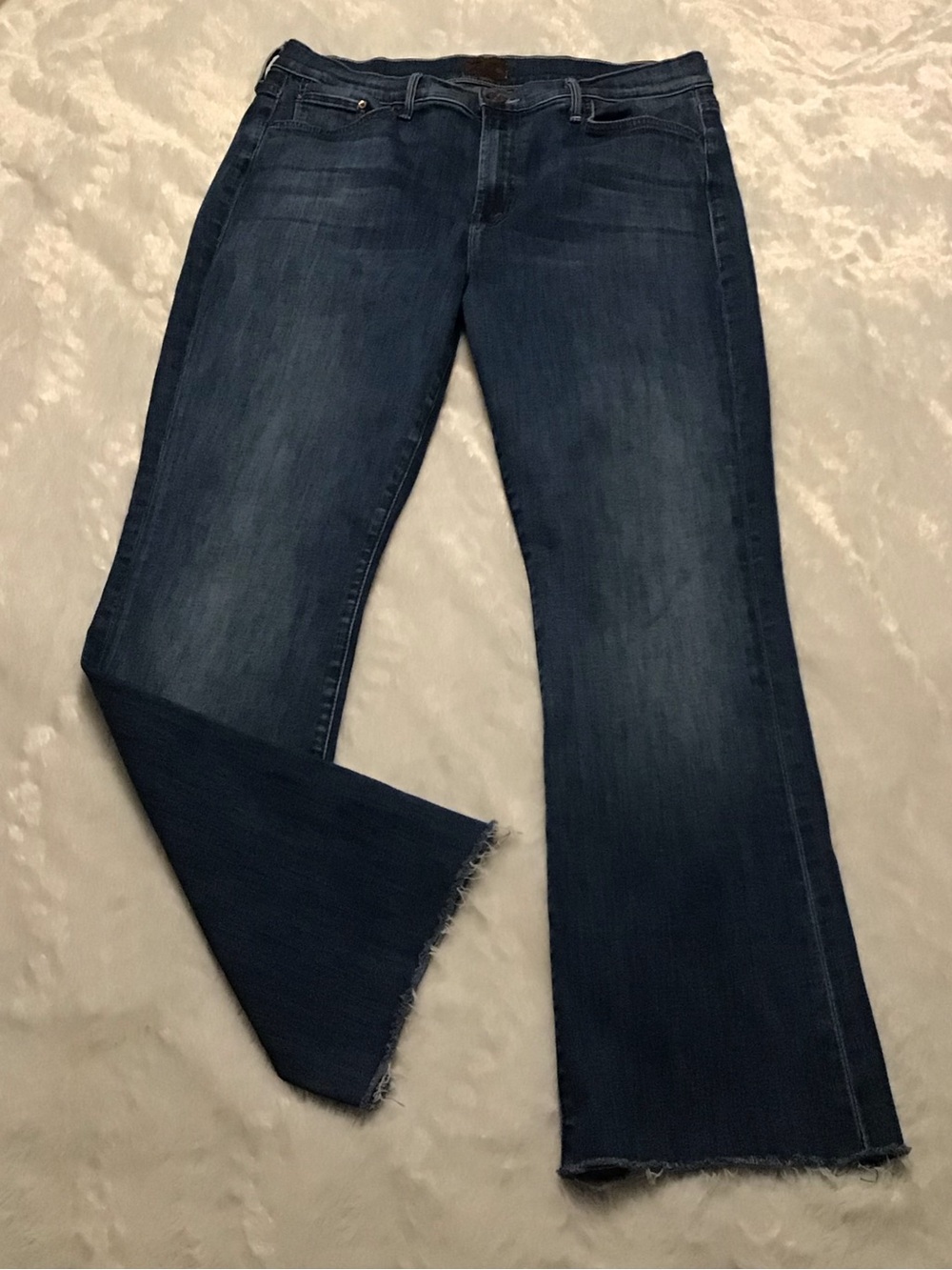 MOTHER Jeans The Insider Heel. Size 34, One Trick Pony Wash